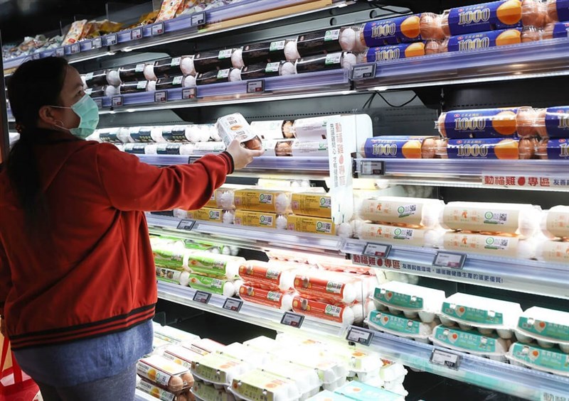 A consumer purchases eggs in this CNA file photo for illustrative purposes. CNA file photo