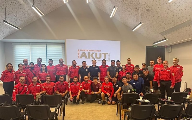 Taiwanese and Turkish search-and-rescue personnel pose for a photo after a demonstration of drone operations for rescue efforts in this undated photo. Photo courtesy of the Taipei Economic and Cultural Mission in Ankara