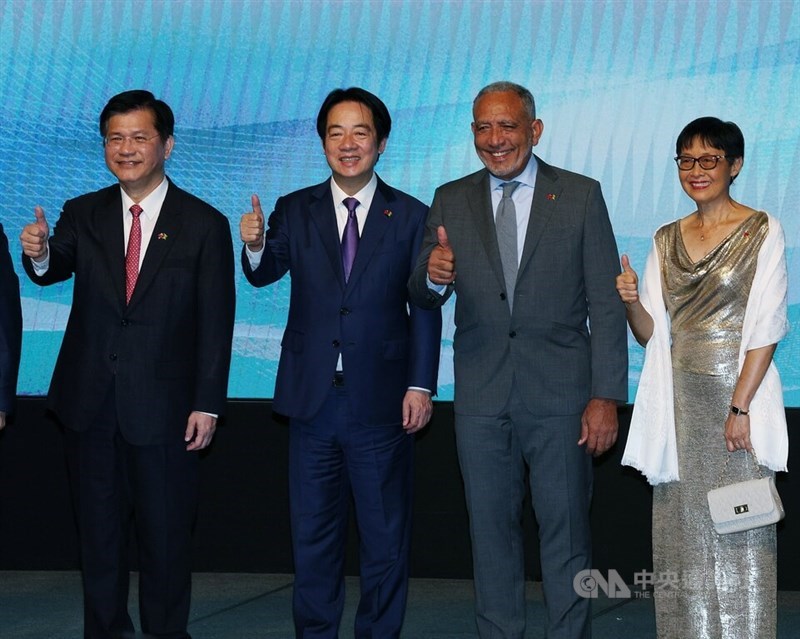 Taiwan's Foreign Minister Lin Chia-lung (left), President Lai Ching-te (second left), Saint Vincent and the Grenadines Prime Minister Godwin Friday (second right), and Friday's spouse give thumbs up at a reception in Taipei marking the 45th anniversary of diplomatic ties between the two countries, Wednesday. CNA photo Aug. 12, 2026