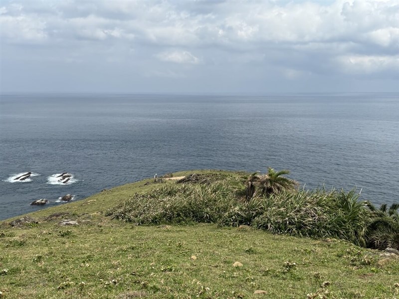 The Chufengbi grassland in Manzhou Township, Pingtung County, within Kenting National Park. Photo courtesy of Kenting National Park Headquarters