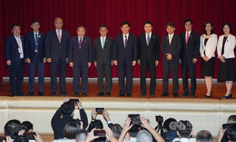 Foreign Minister Lin Chia-lung (center) and China-born Japanese lawmaker Hei Seki pose for a photo at a Taiwan-Japan diplomacy and defense forum in Taipei on Wednesday. CNA photo Sept. 9, 2026
