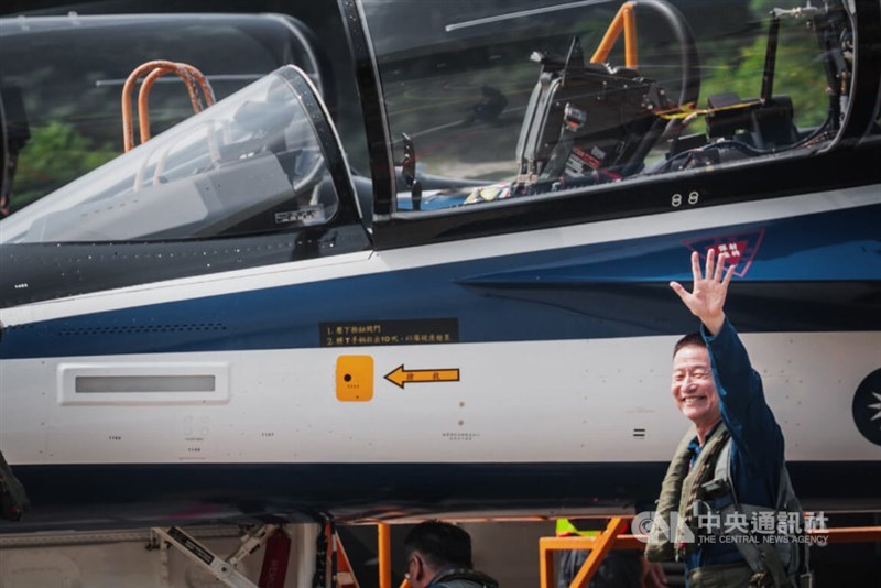 AIDC Chairman Tsao Chin-pin waves to the media as he personally pilots one of the final two aircraft to the Air Force Academy in Kaohsiung's Gangshan District on Thursday. CNA photo Sept. 24, 2026