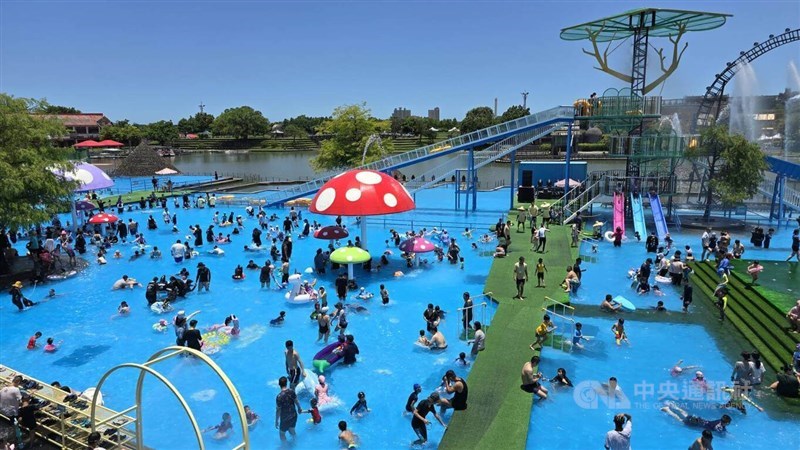 A temporary waterpark is erected in Yilan for the summer in this CNA file photo for illustrative purposes