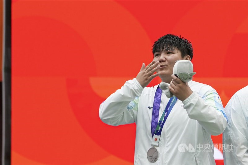 Taiwan's Shih Liu Li-ling celebrates celebrates her silver medal win in the women's +87kg Kurash on Tuesday. CNA photo Sept. 29, 2026