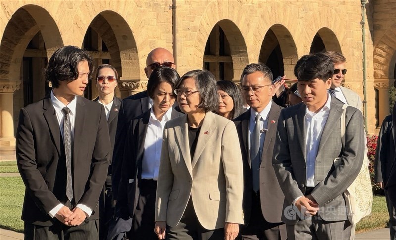 Former Taiwan President Tsai Ing-wen takes a tour through Stanford University with Taiwanese students on Wednesday. CNA photo Oct. 7, 2026