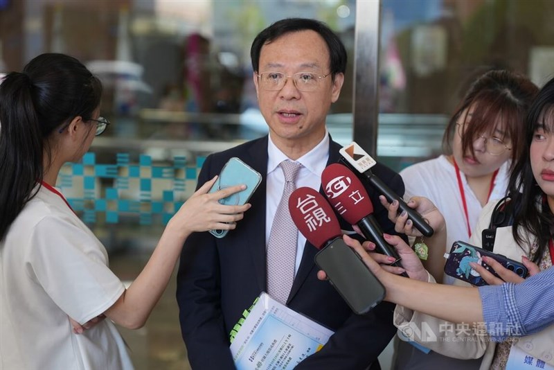 Health Minister Shih Chung-liang. CNA photo Oct. 18, 2026