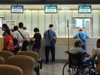 Weekly new COVID-19 cases hit highest level in 2024: CDC