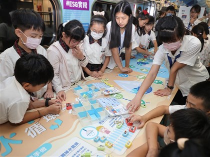 Taiwan Science Train sets off on 6-day nationwide trip