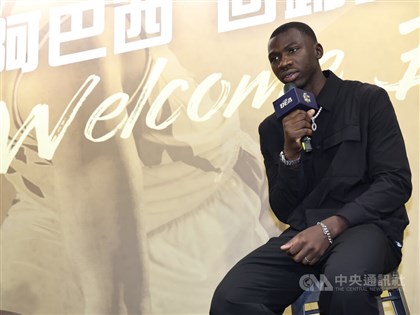 Gadiaga joins DEA on five-year contract
