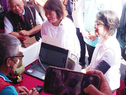 VP Hsiao urges youth to help with post-typhoon relief work in hometown