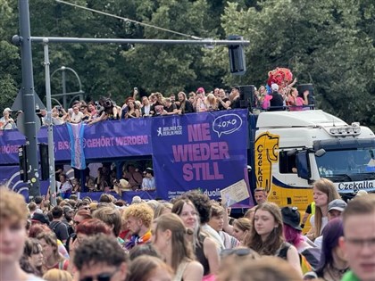 Taiwanese group joins Berlin Pride Parade