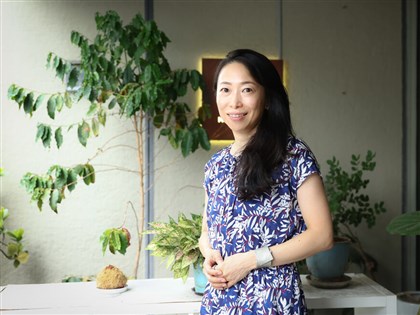 Author in Japan dedicates debut novel to Taiwanese roots