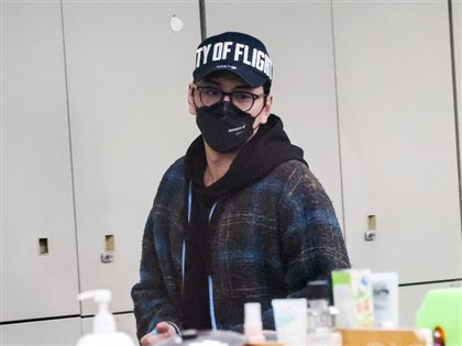 5 Taiwanese entertainers indicted for evading military service