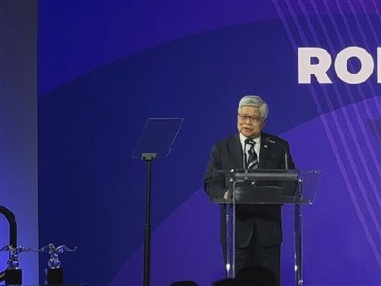 TSMC chairman, ex-chair receive top semiconductor industry award in U.S.