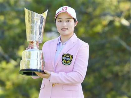 Rising Taiwanese golfer Wu wins first JLPGA title