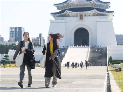 Taiwan sees warmer temperatures Saturday as seasonal winds weaken