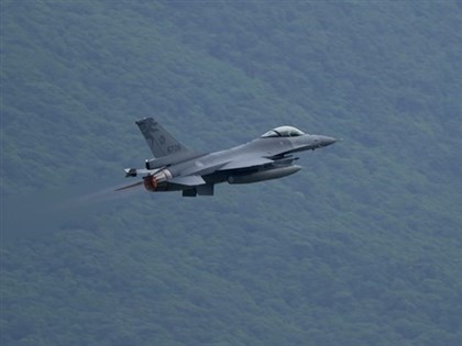 U.S. urged to expedite F-16 collision avoidance system installation