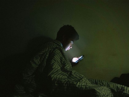 Taiwan team identifies internet addiction by analyzing brain waves