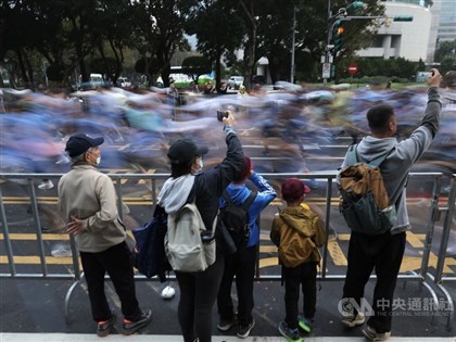 Security tightened at Taipei Marathon after deadly knife attack