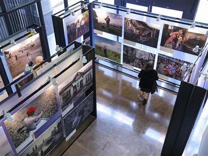 RSF, CNA joint photo exhibition kicks off