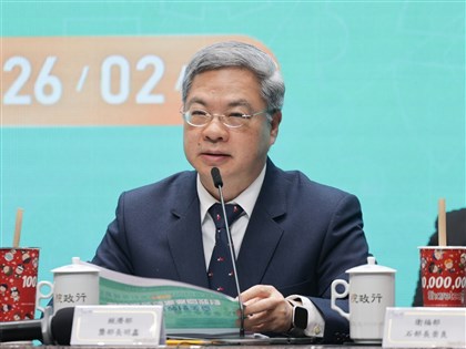 1,811 industrial products exempt from U.S. tariffs: Economics minister