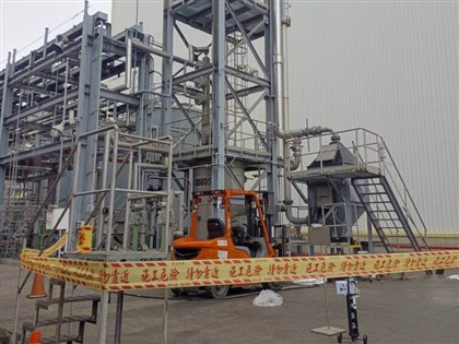 1 worker dies, 3 injured after inhaling noxious gas at Kaohsiung factory