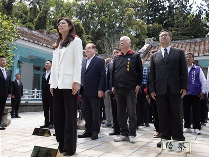 Xi-Cheng meeting tied to efforts to block Taiwan arms bill: MAC