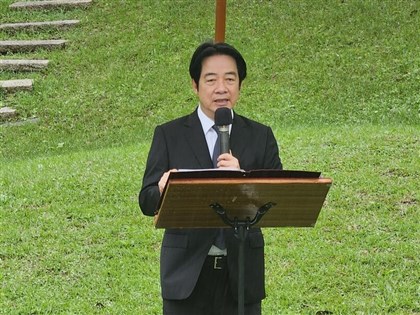 President Lai reiterates 4 pillars of peace at Nylon Cheng memorial