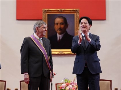 Lai awards top honor to Michael Fonte for advancing Taiwan-U.S. ties