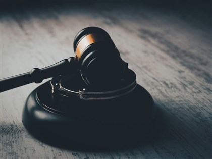Elementary school teacher sentenced on child molestation verdict