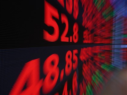 Taiwan shares stage strong rebound, led by tech, financial stocks