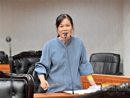 Councilor indicted for alleged fake assistant salary scheme