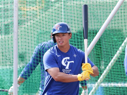 Cheng Tsung-che collects first two-hit game in Red Sox win