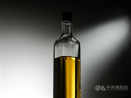 Prosecutors probe Central Union liability for tainted cooking oil