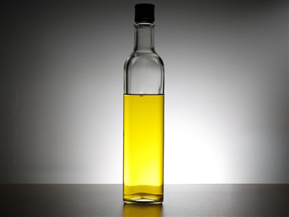 What is Taiwan's tainted cooking oil scandal?
