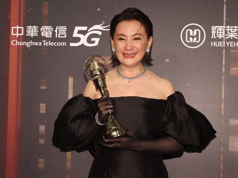 Chen Ya-lan becomes 1st woman to be crowned Best Actor at Golden Bell Awards - Vimarsana News