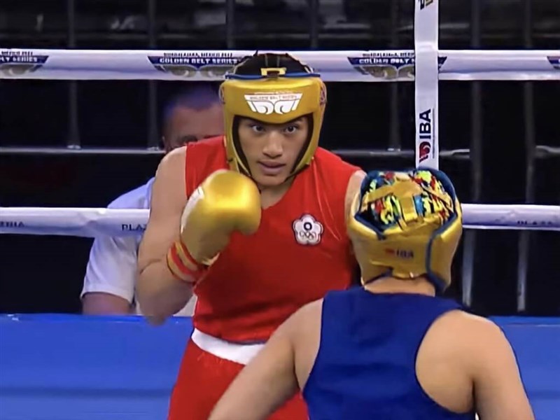Boxeador taiwanés gana tercer cinturón de oro este año