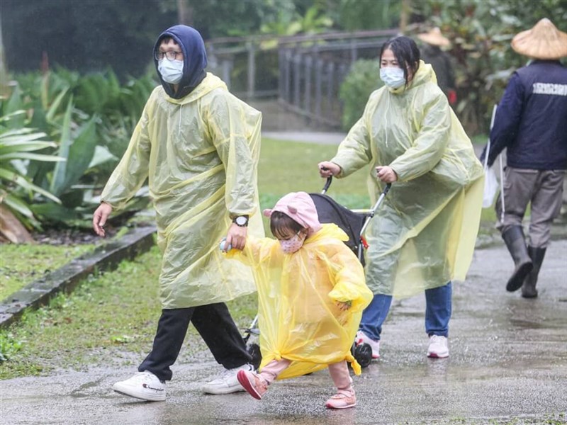 Sunny skies forecast during Qingming Festival after rains ease late Saturday - Vimarsana News