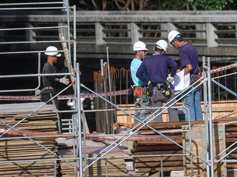 Taiwan construction firms can soon hire more migrant workers: Minister Lin - Vimarsana News