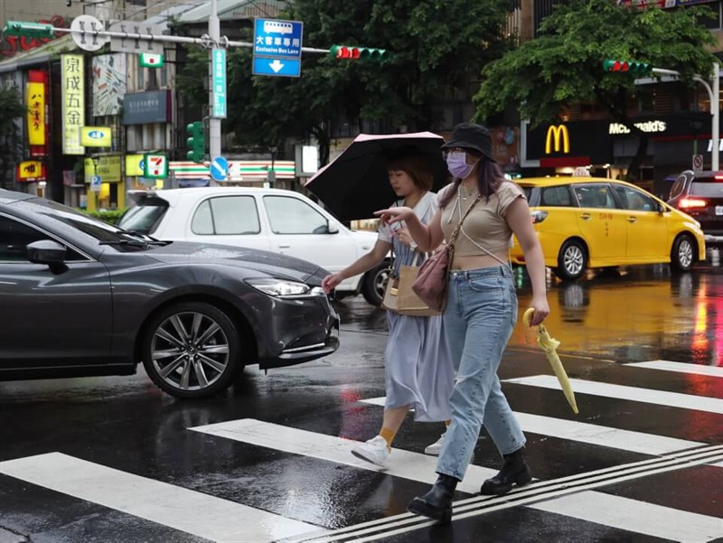 Drivers who injure pedestrians by not yielding to face steeper fines