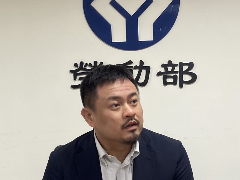 Cabinet policy to allow more migrant workers slammed by labor groups