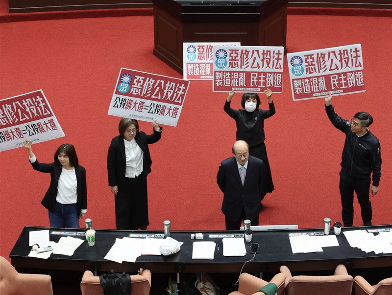 Legislature approves return of referendums on national election days