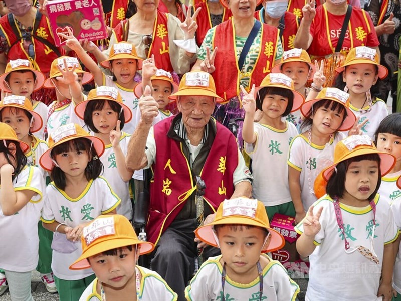 Taiwan becomes a super-aged society