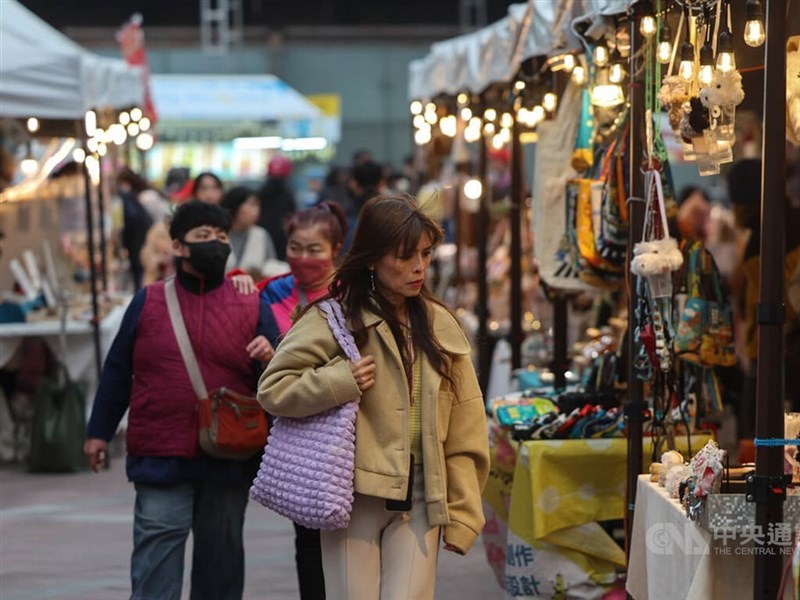 focustaiwan.tw - Taiwan's retail sales end nine-year growth streak in 2025 - Focus Taiwan