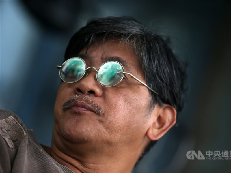 Artist stripped of arts award following sexual assault conviction