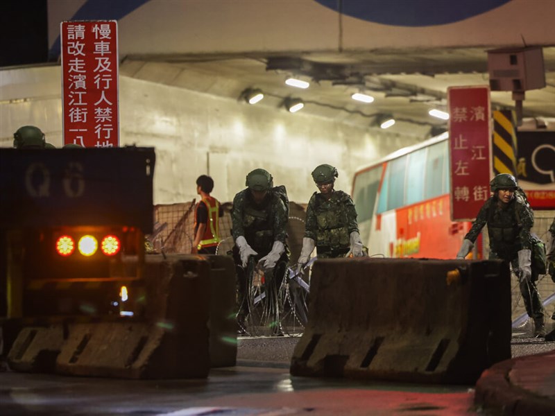 Taiwan holds anti-airdrop drills during Han Kuang exercises