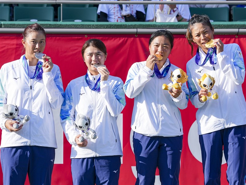 Hsieh, Liang claim Asian Games gold in women's doubles tennis