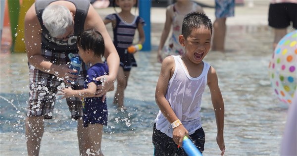 Urban heat island effect expands in Taipei: Expert - Vimarsana News