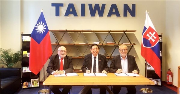 Taiwan a Slovensko podpisujú dohodu o spolupráci v oblasti polovodičov