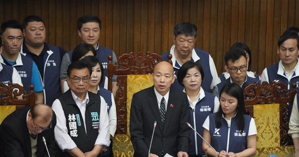 Amid chaos, bills on president's report to Legislature closer to passage - Vimarsana News